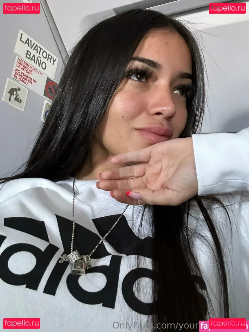 yourcocoqueen Onlyfans Photo Gallery 