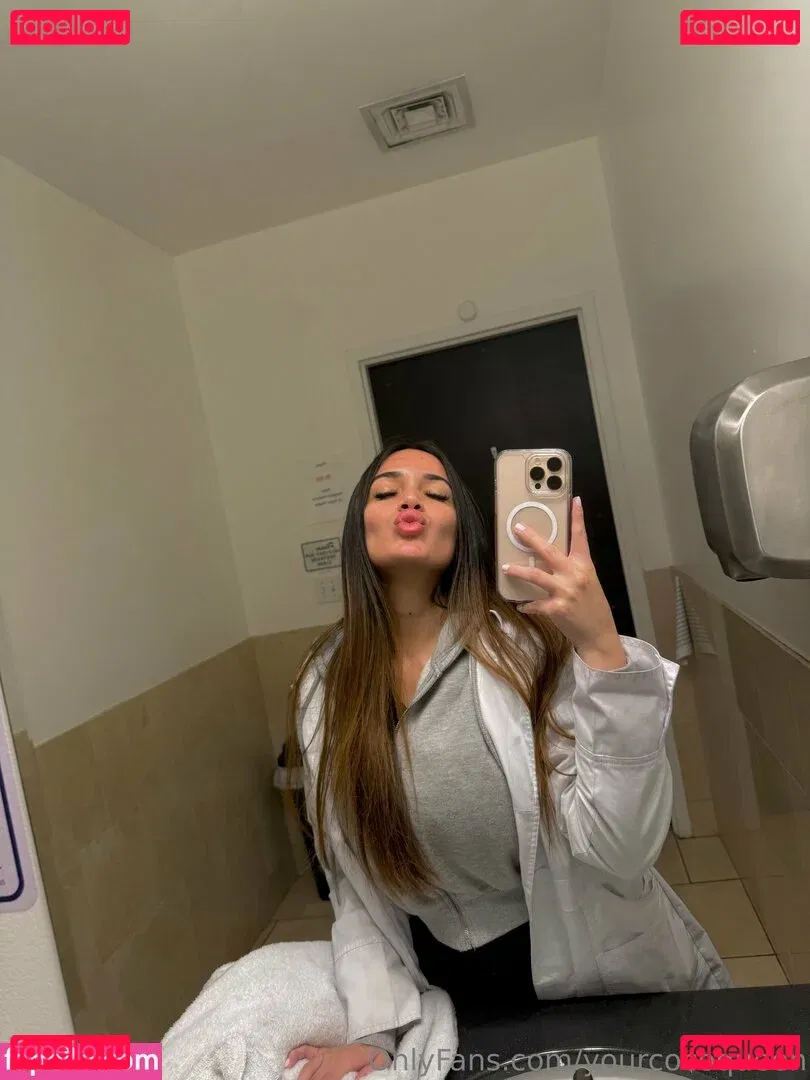 yourcocoqueen Onlyfans Photo Gallery 