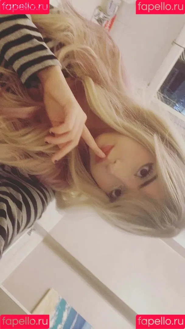 marisnot12 Onlyfans Photo Gallery 