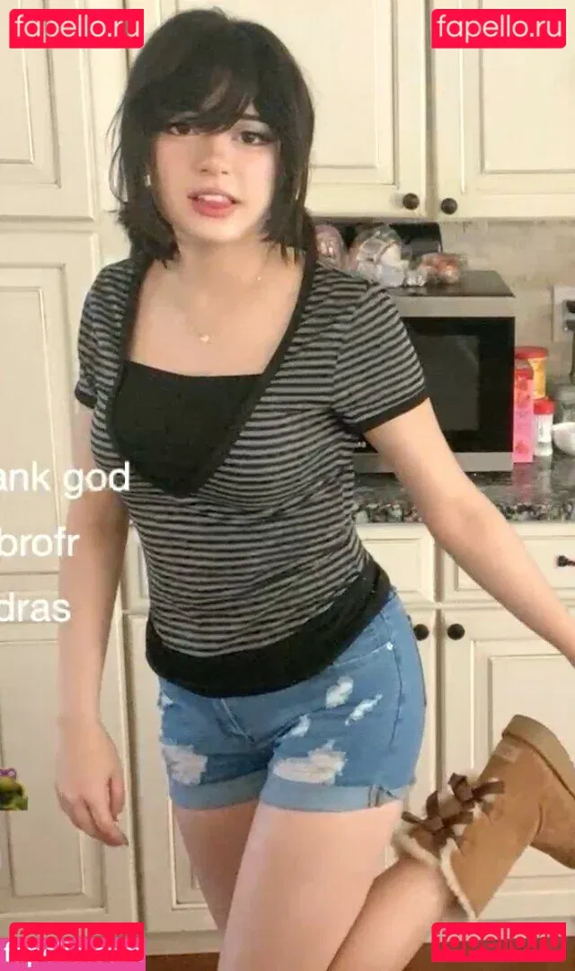 marisnot12 Onlyfans Photo Gallery 