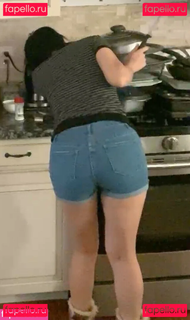 marisnot12 Onlyfans Photo Gallery 