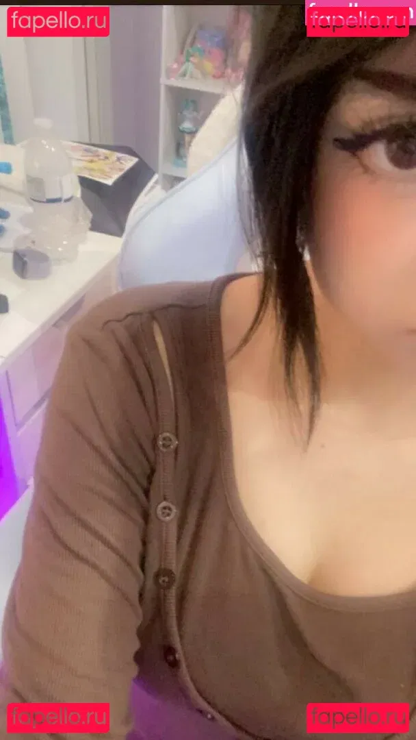 marisnot12 Onlyfans Photo Gallery 