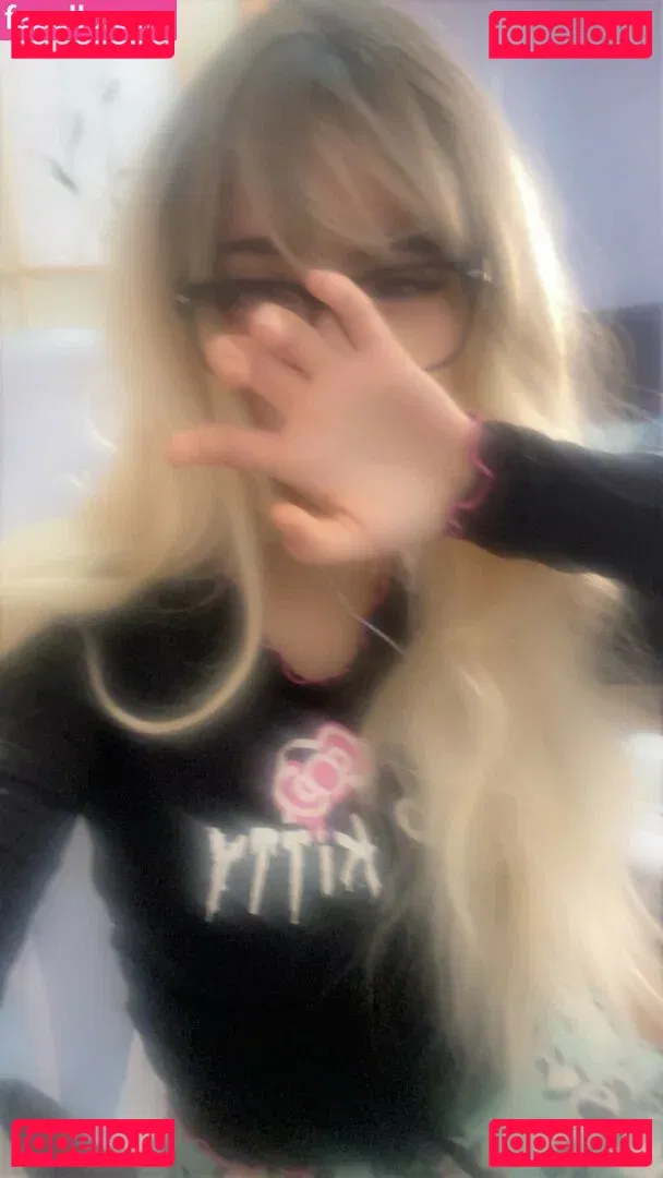 marisnot12 Onlyfans Photo Gallery 