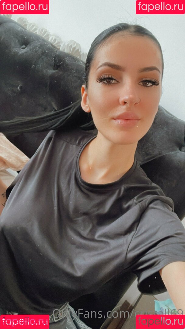 cristall69 Onlyfans Photo Gallery 