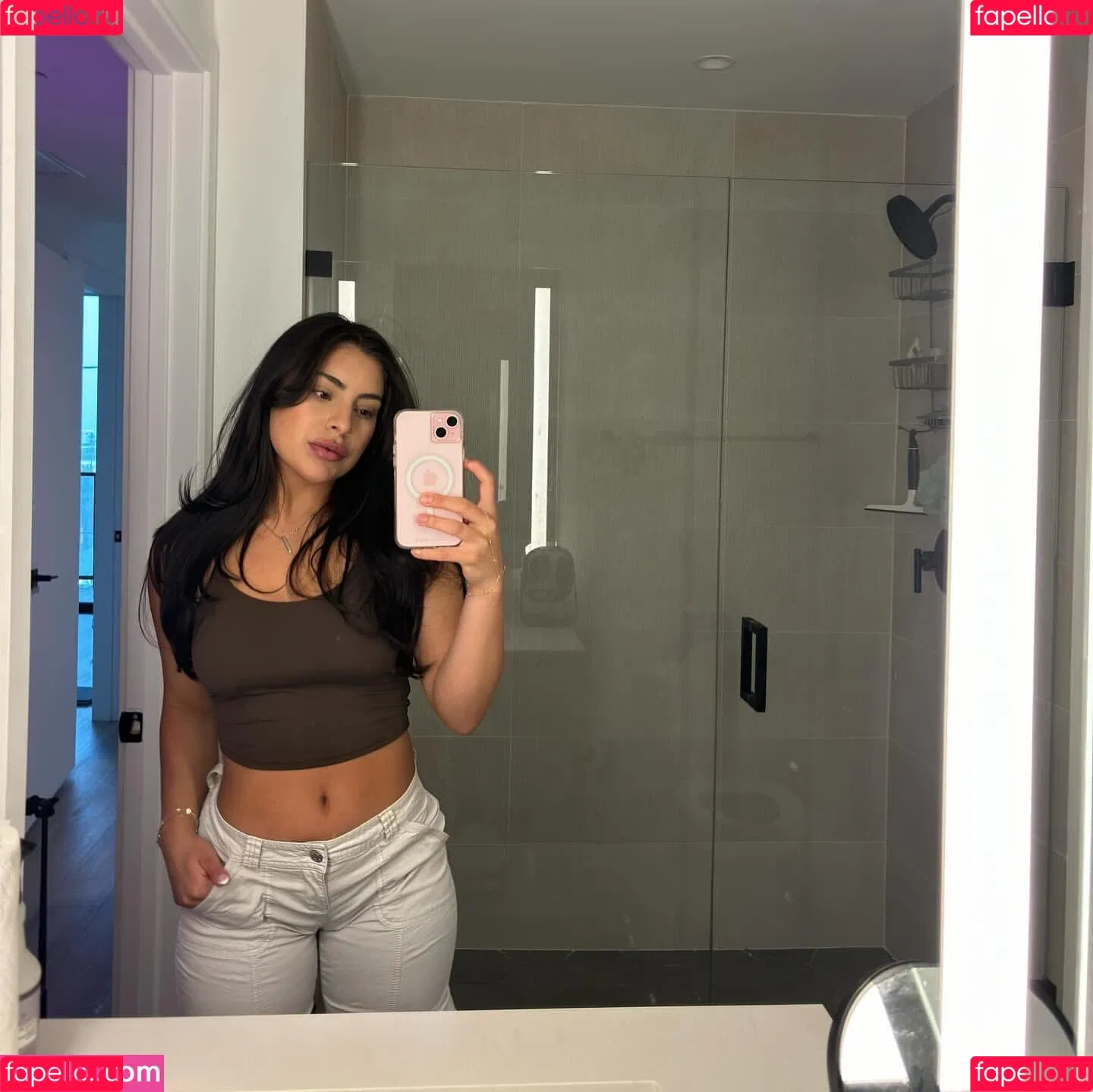 leahhalton_ Onlyfans Photo Gallery 