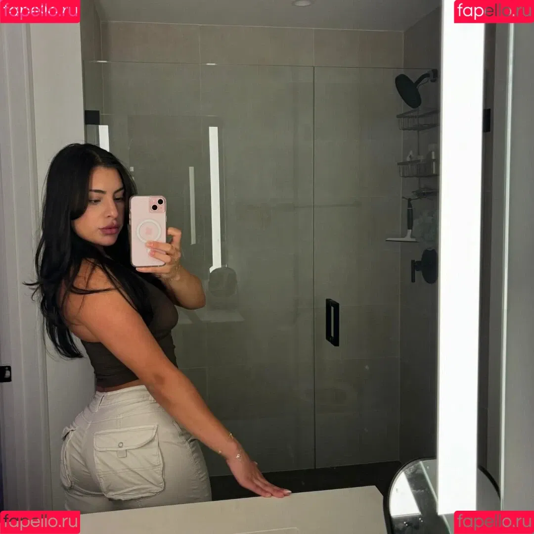 leahhalton_ Onlyfans Photo Gallery 