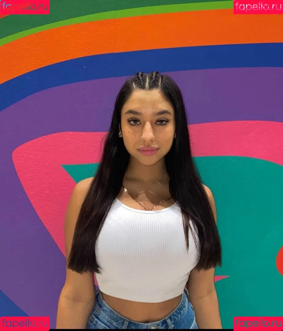 leahhalton_ Onlyfans Photo Gallery 