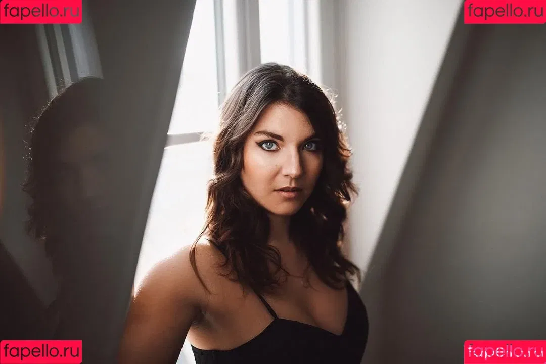 Eleonore Costes Onlyfans Photo Gallery 