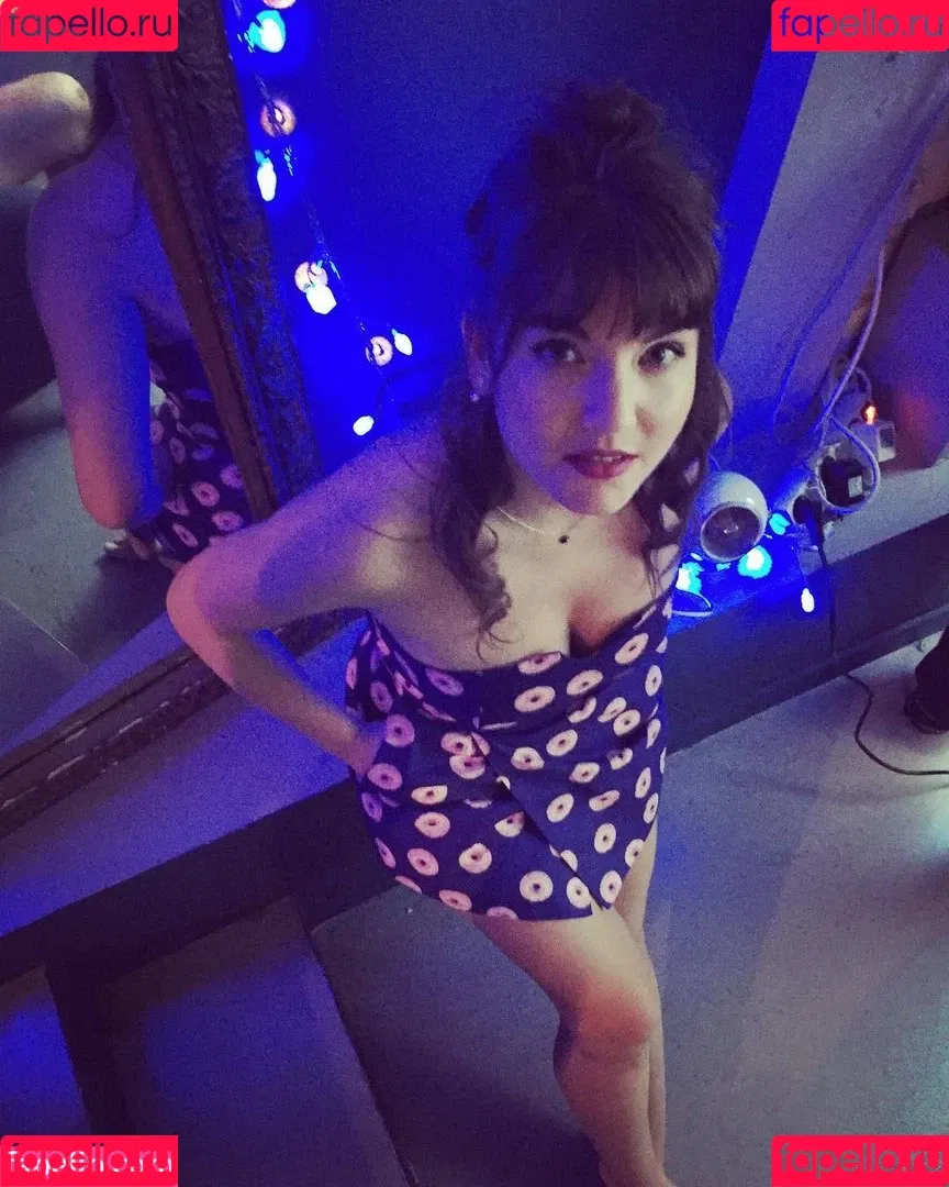 Eleonore Costes Onlyfans Photo Gallery 