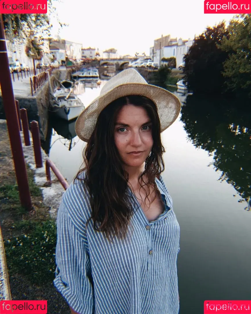 Eleonore Costes Onlyfans Photo Gallery 