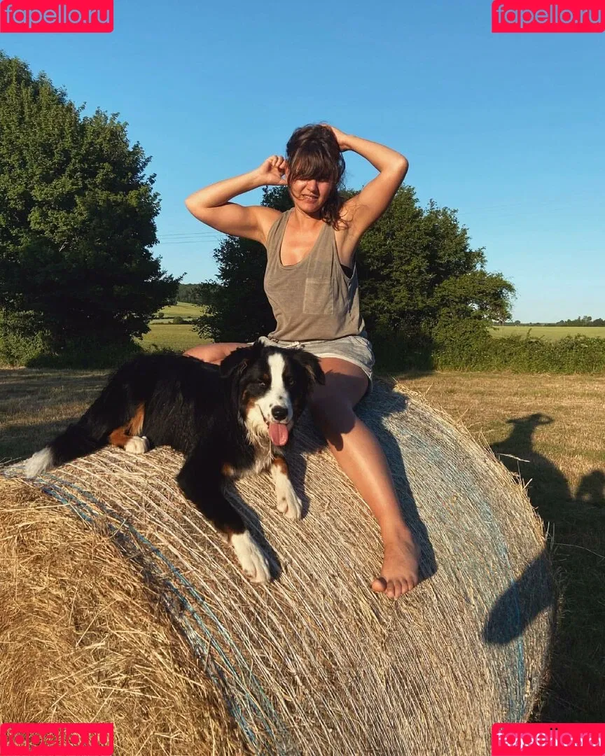 Eleonore Costes Onlyfans Photo Gallery 