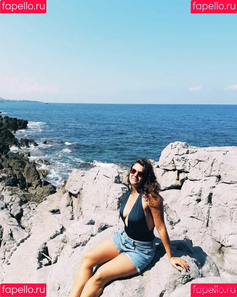Eleonore Costes Onlyfans Photo Gallery 
