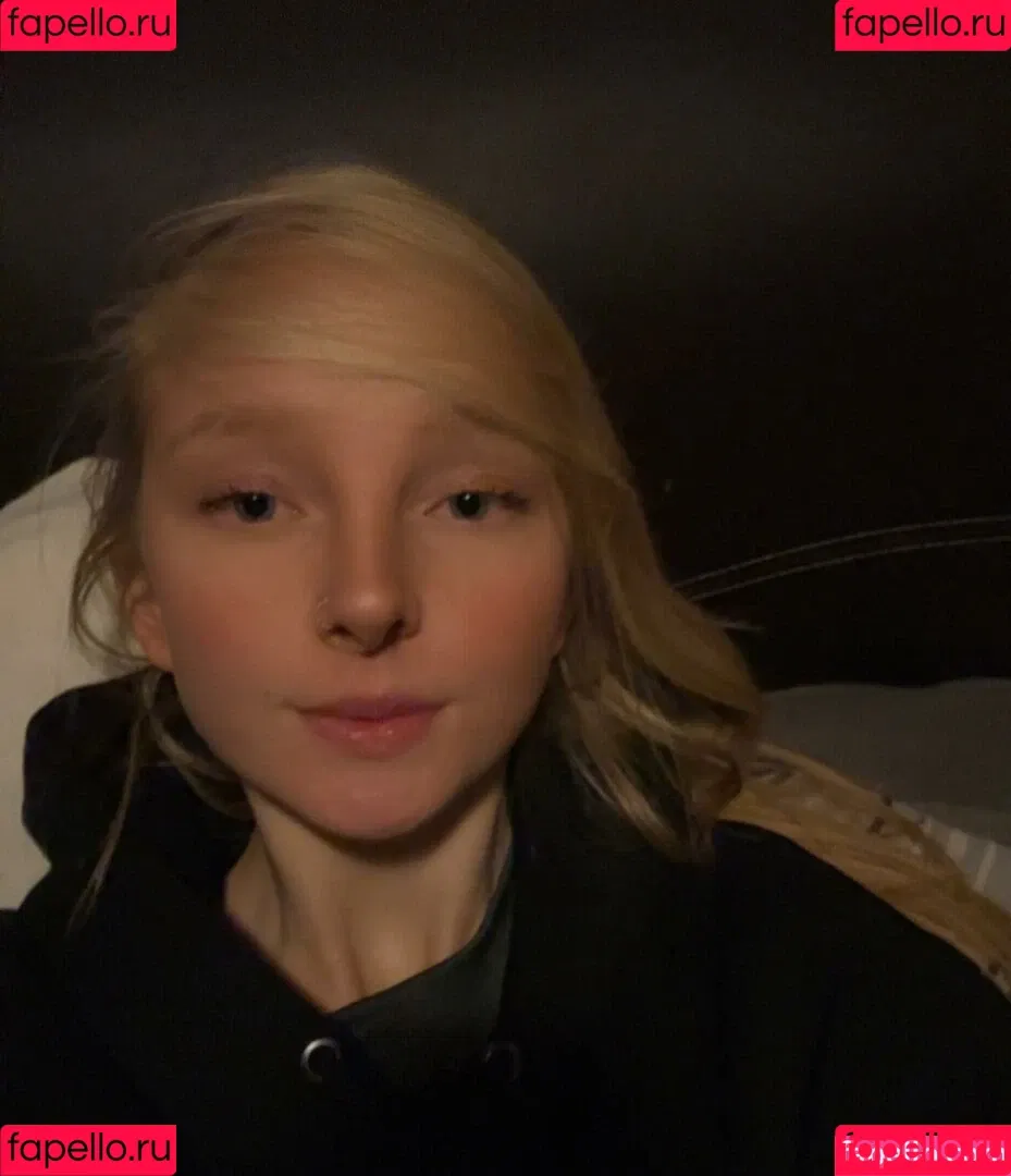 blonde_vivi Onlyfans Photo Gallery 