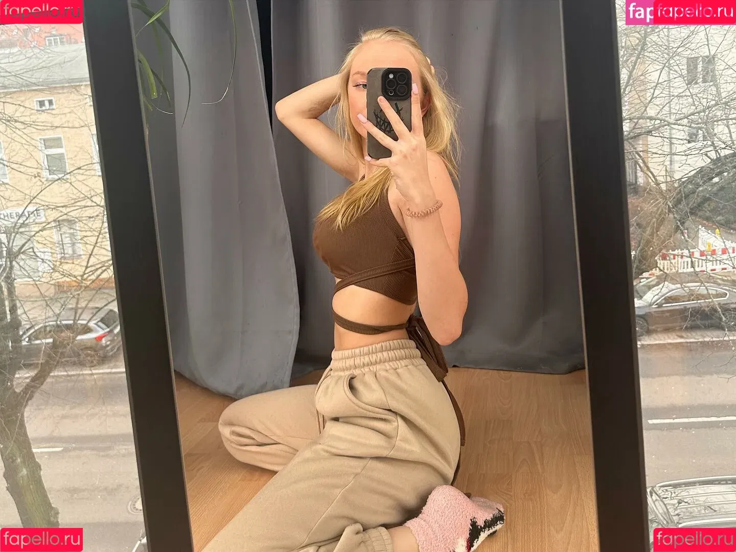 blonde_vivi Onlyfans Photo Gallery 