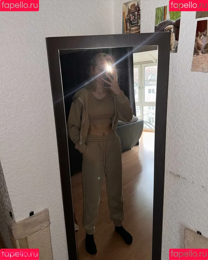 blonde_vivi Onlyfans Photo Gallery 