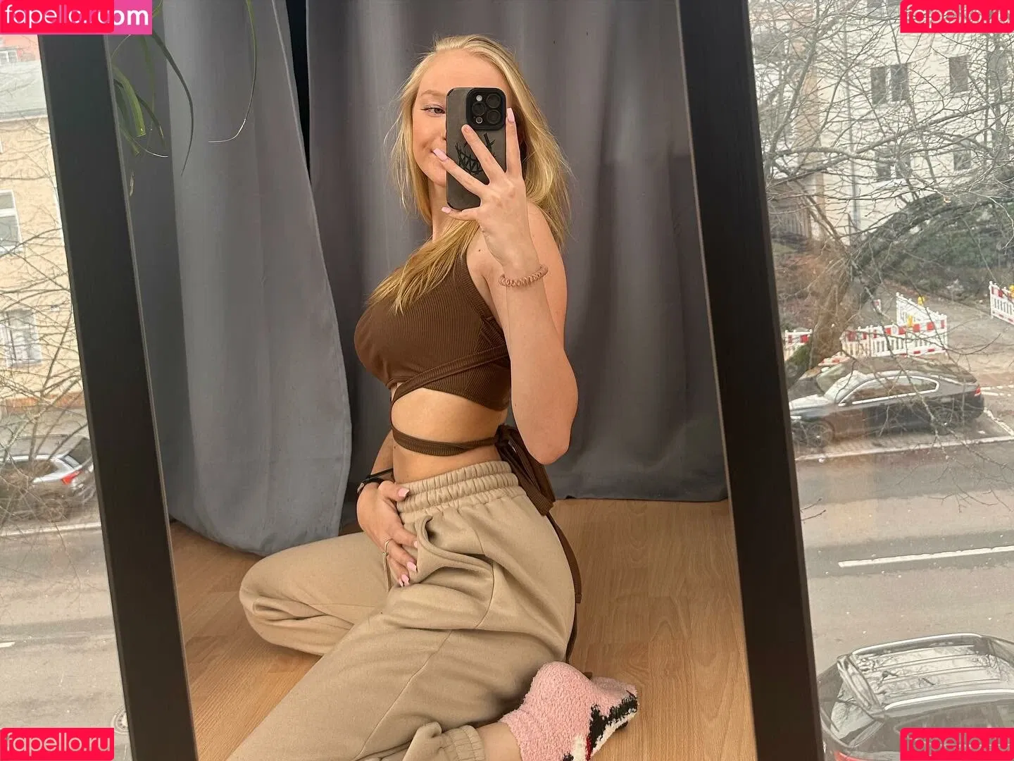 blonde_vivi Onlyfans Photo Gallery 
