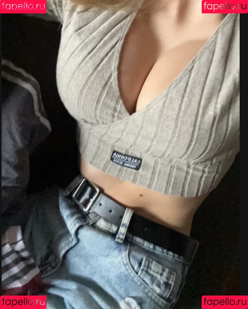 blonde_vivi Onlyfans Photo Gallery 
