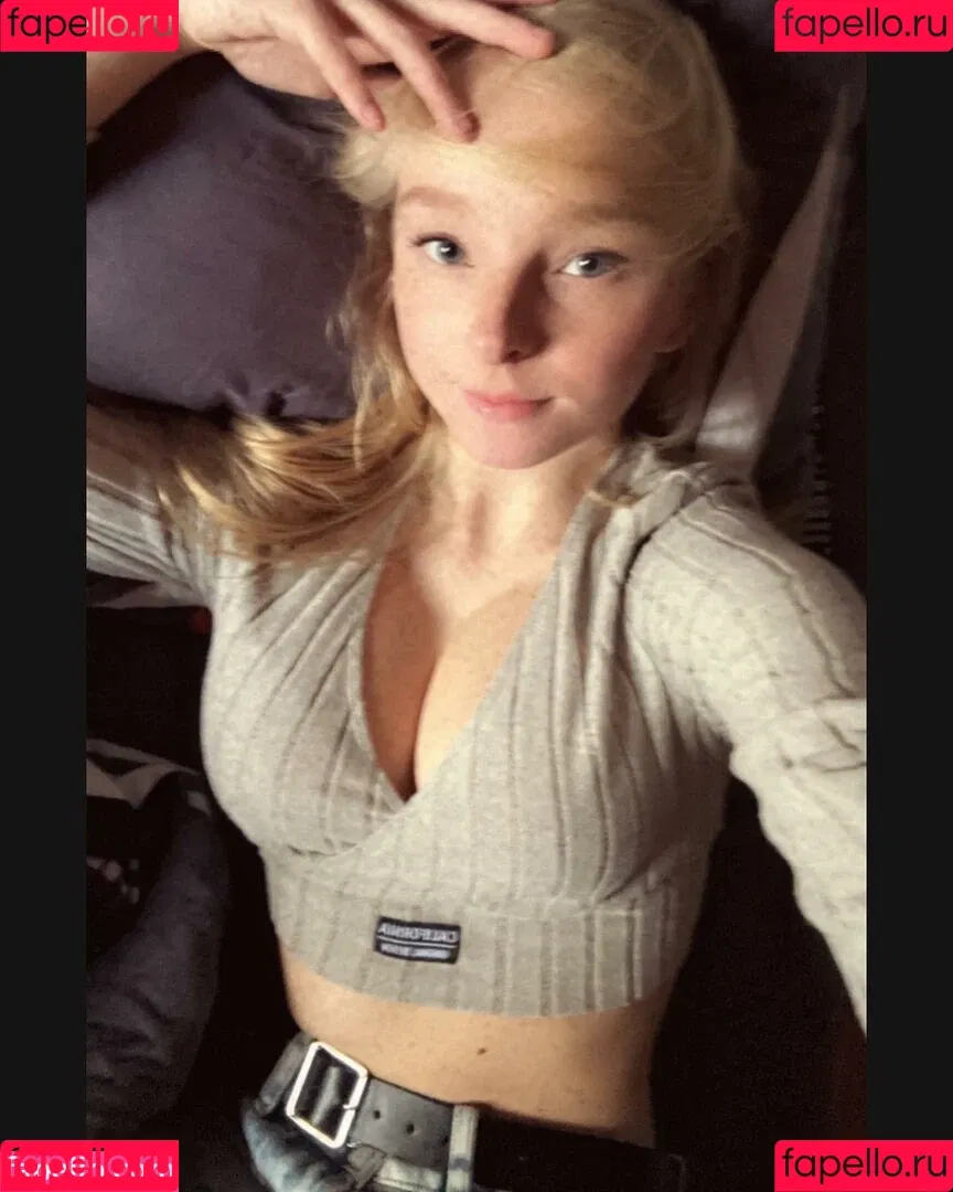 blonde_vivi Onlyfans Photo Gallery 