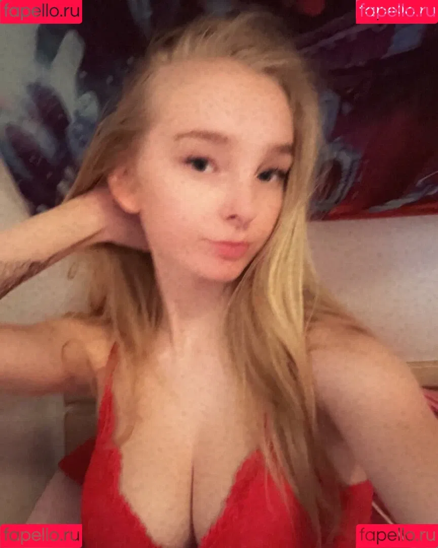 blonde_vivi Onlyfans Photo Gallery 