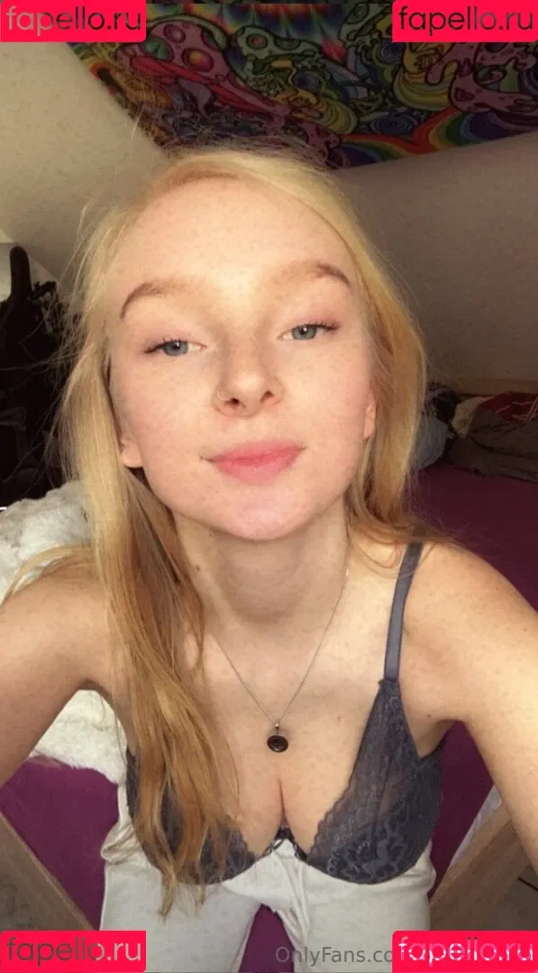 blonde_vivi Onlyfans Photo Gallery 