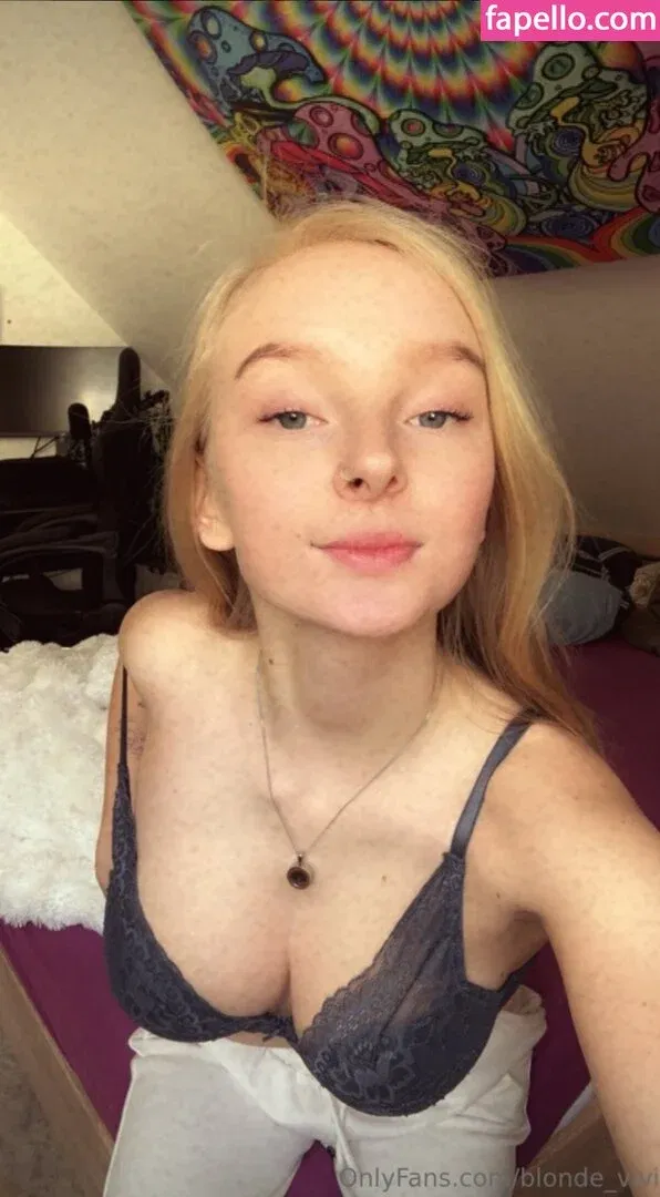 blonde_vivi Onlyfans Photo Gallery 
