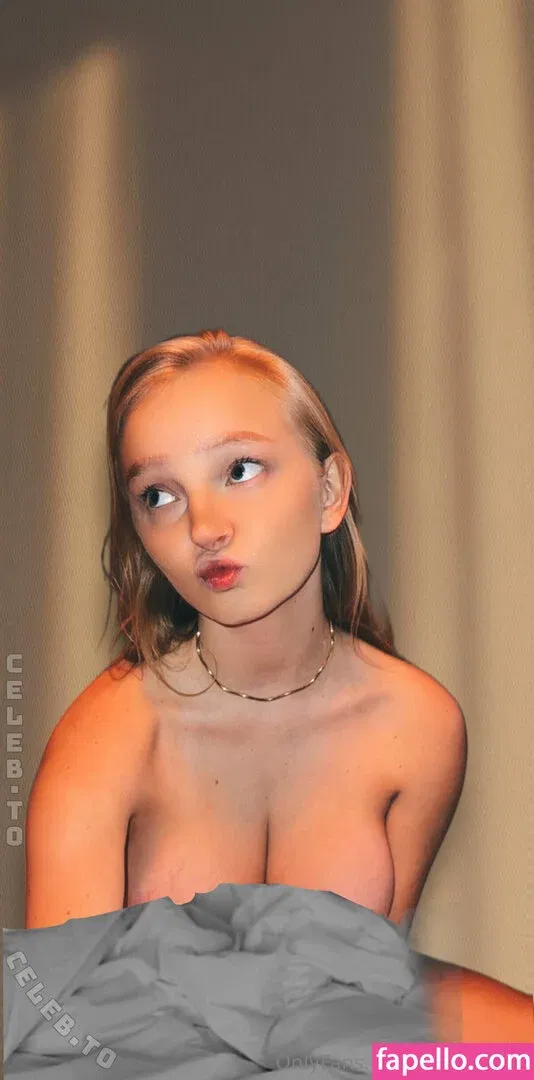 blonde_vivi Onlyfans Photo Gallery 