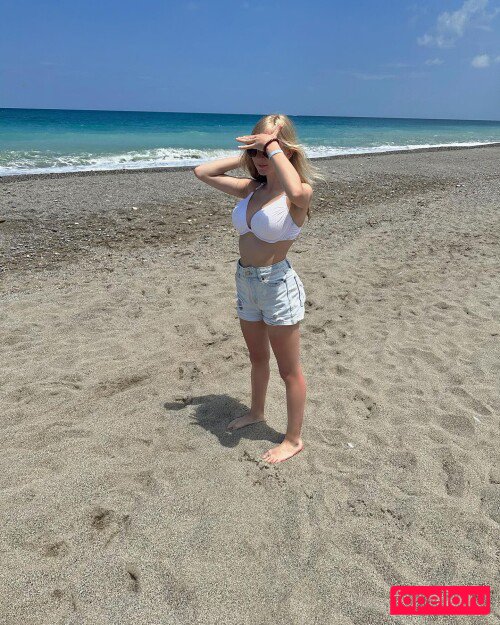 blonde_vivi Nude Onlyfans Photo 43