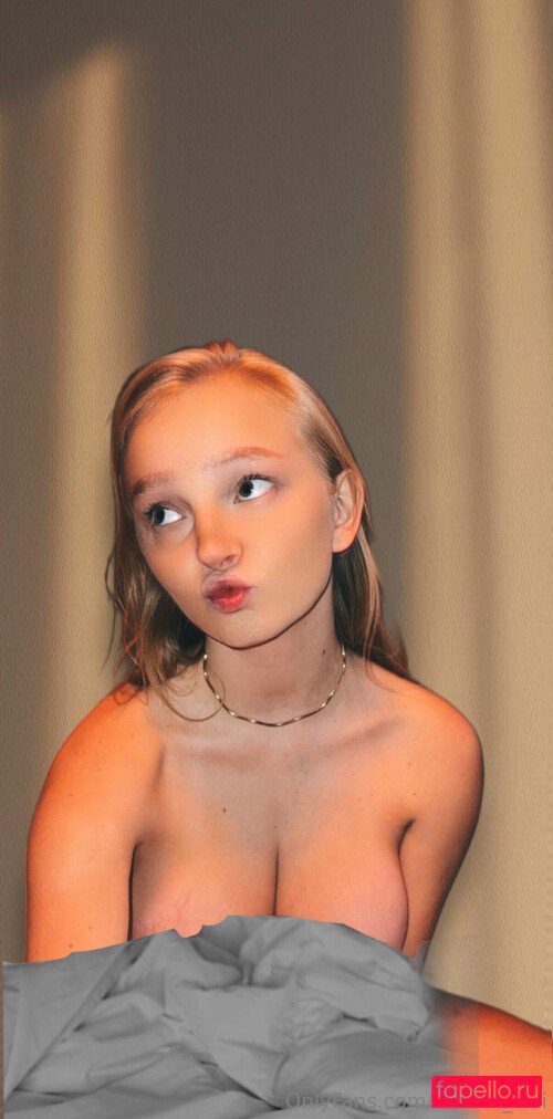 blonde_vivi Nude Onlyfans Photo 49
