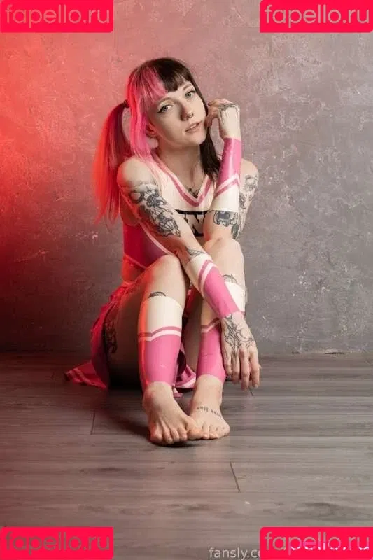 Elles Onlyfans Photo Gallery 