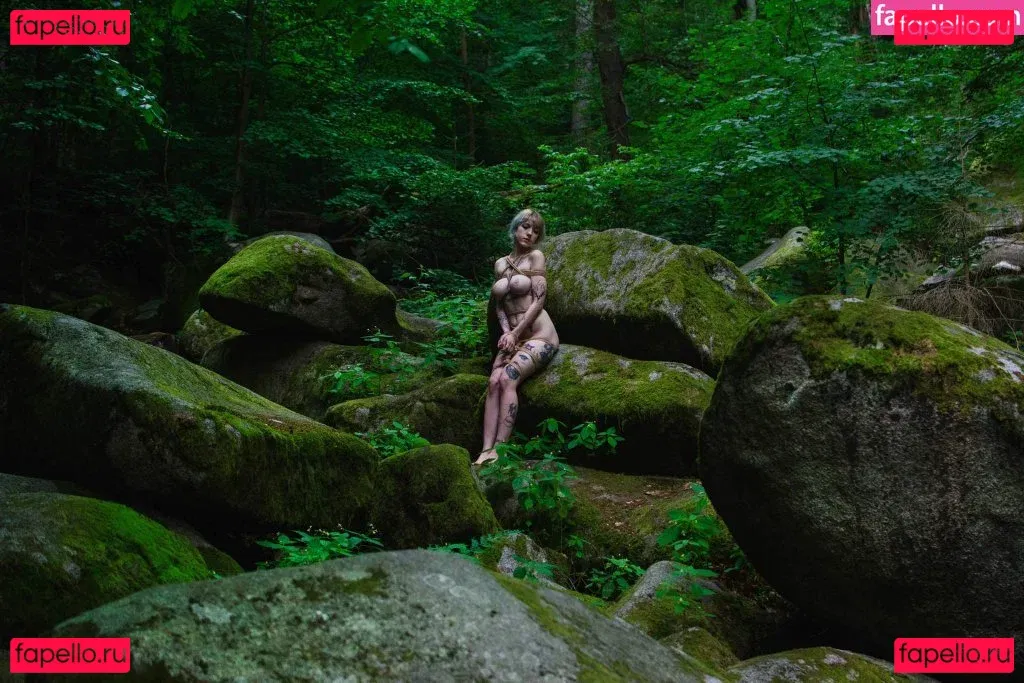 Elles Onlyfans Photo Gallery 