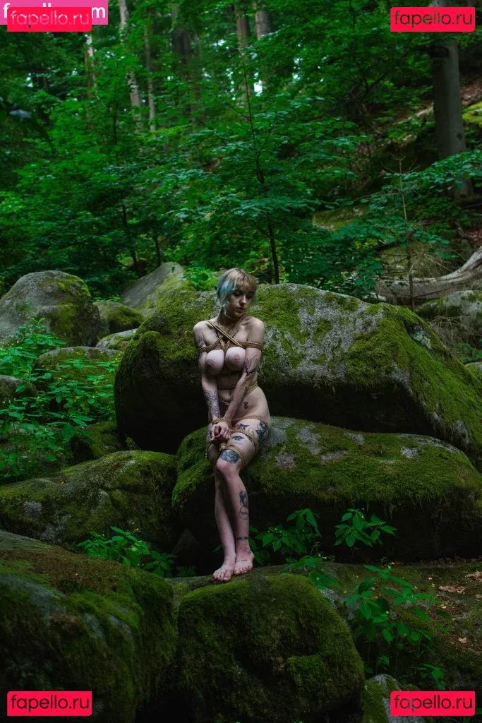 Elles Onlyfans Photo Gallery 