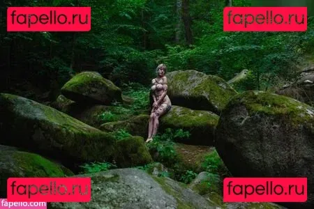 Elles Onlyfans Photo Gallery 