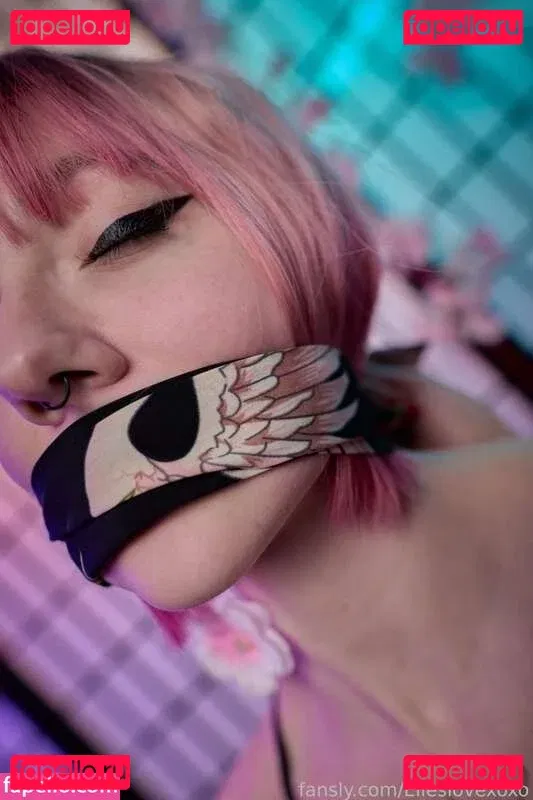 Elles Onlyfans Photo Gallery 