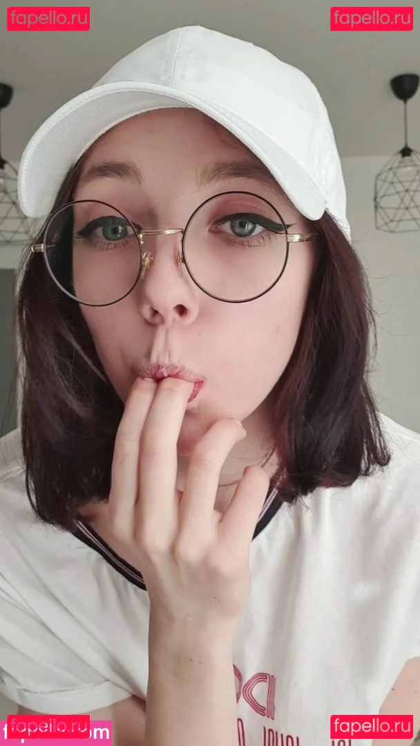 Elles Onlyfans Photo Gallery 