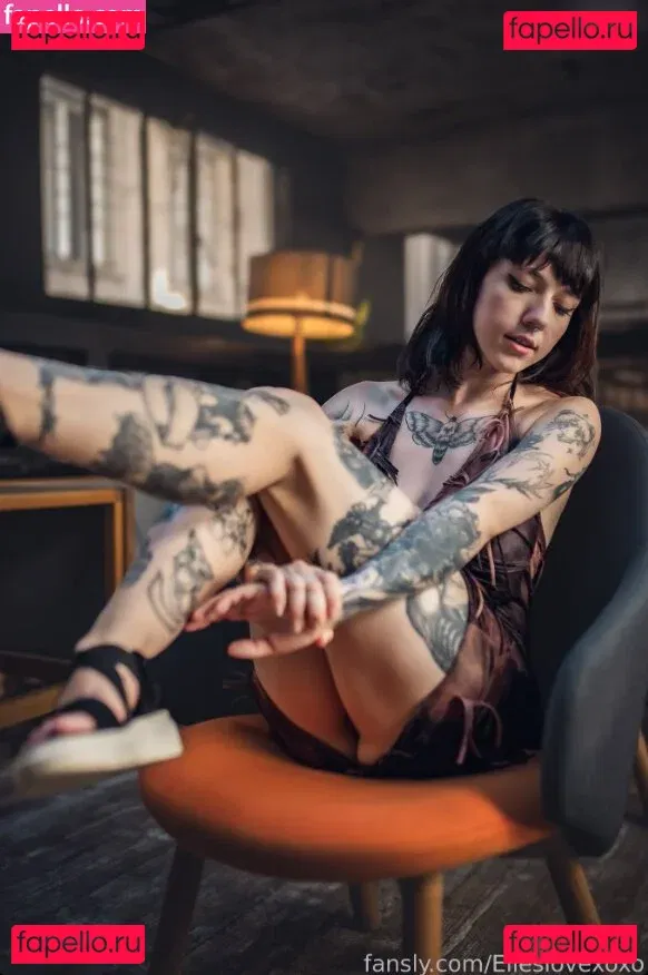 Elles Onlyfans Photo Gallery 