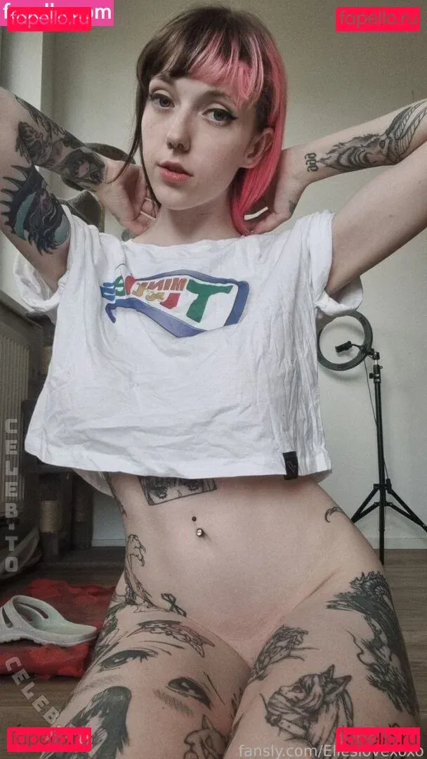 Elles Onlyfans Photo Gallery 