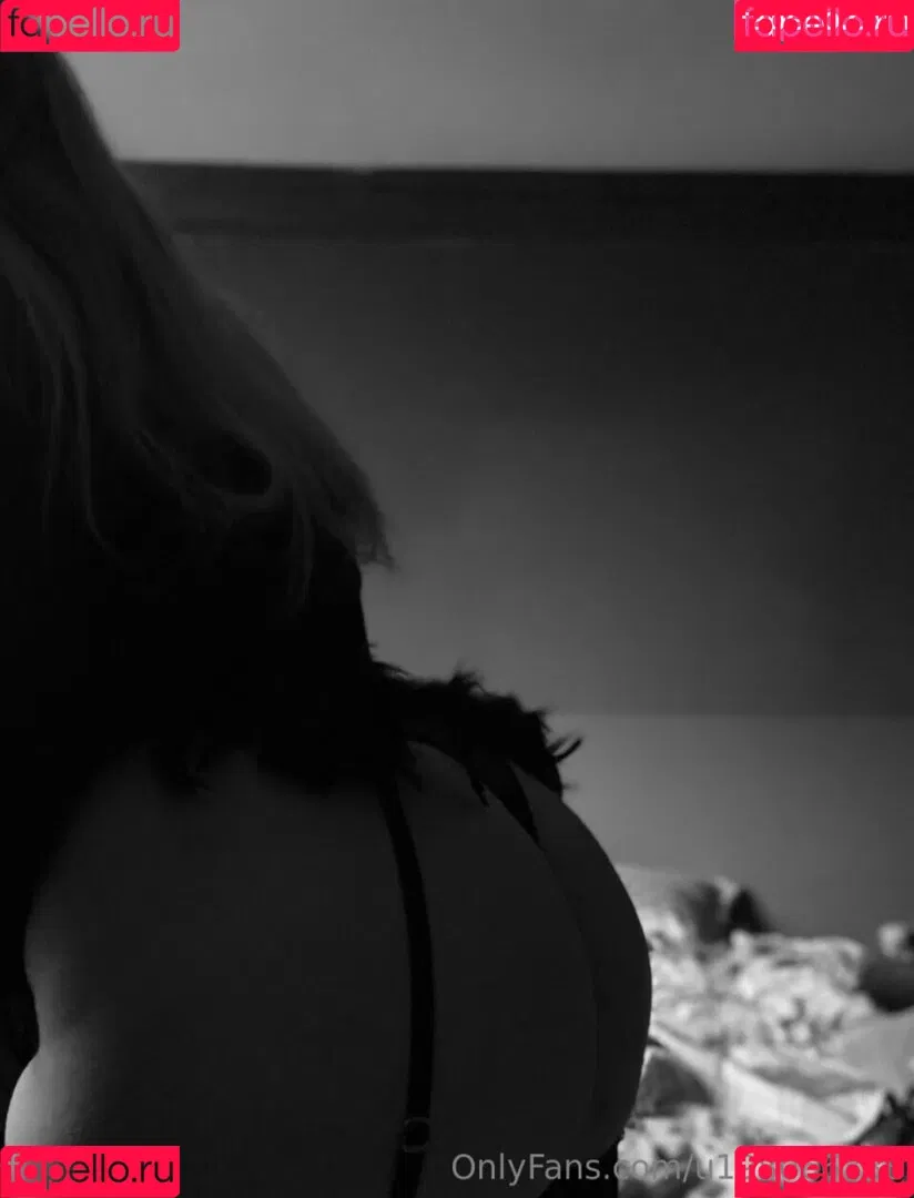 Laurishek Onlyfans Photo Gallery 