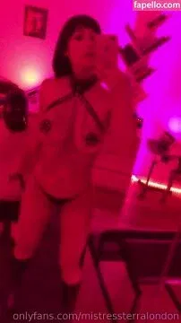 Dominant Mommy Onlyfans Photo Gallery 