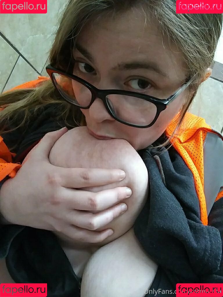 katmatata Onlyfans Photo Gallery 