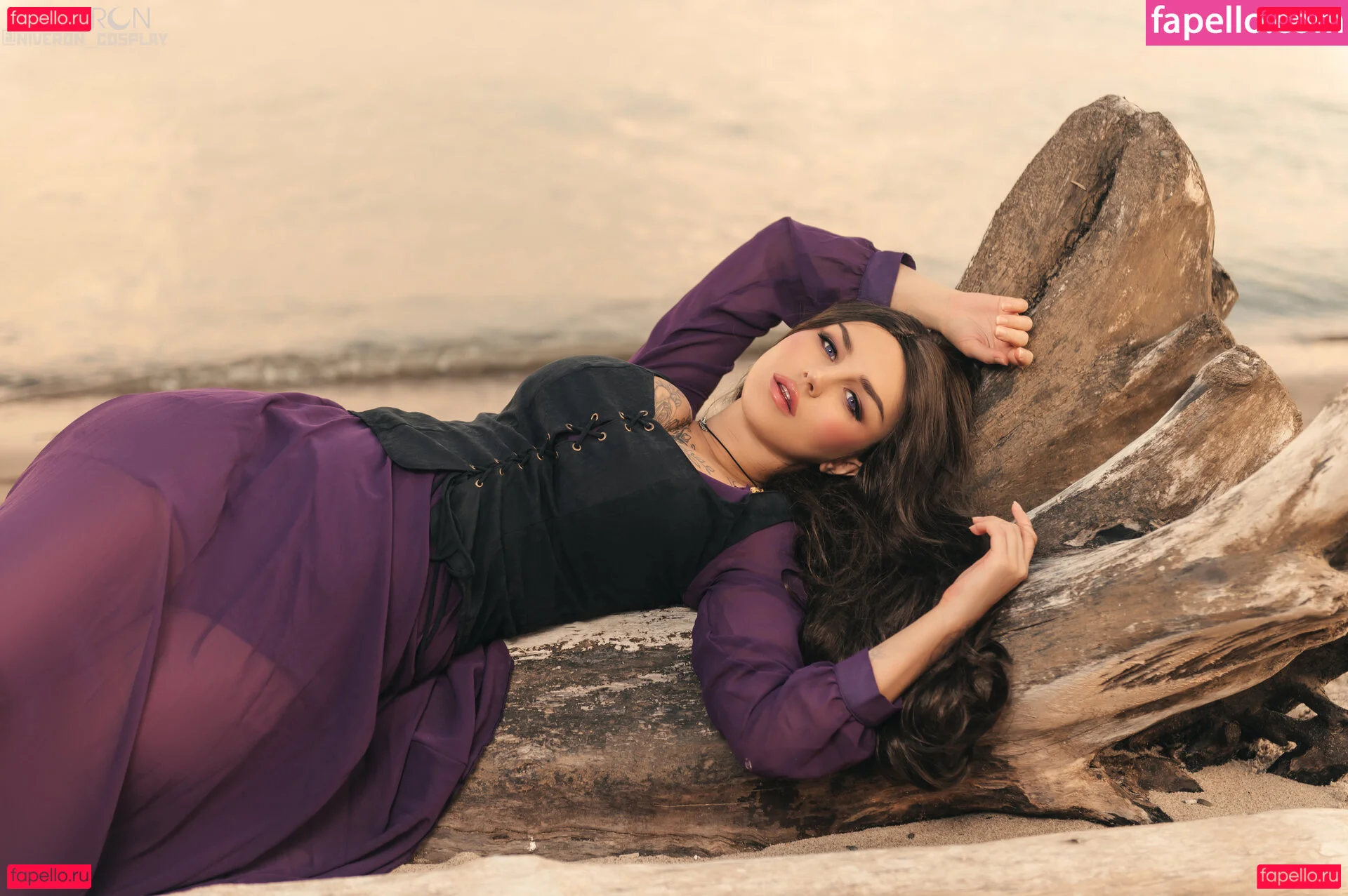 Niveron Cosplay Onlyfans Photo Gallery 