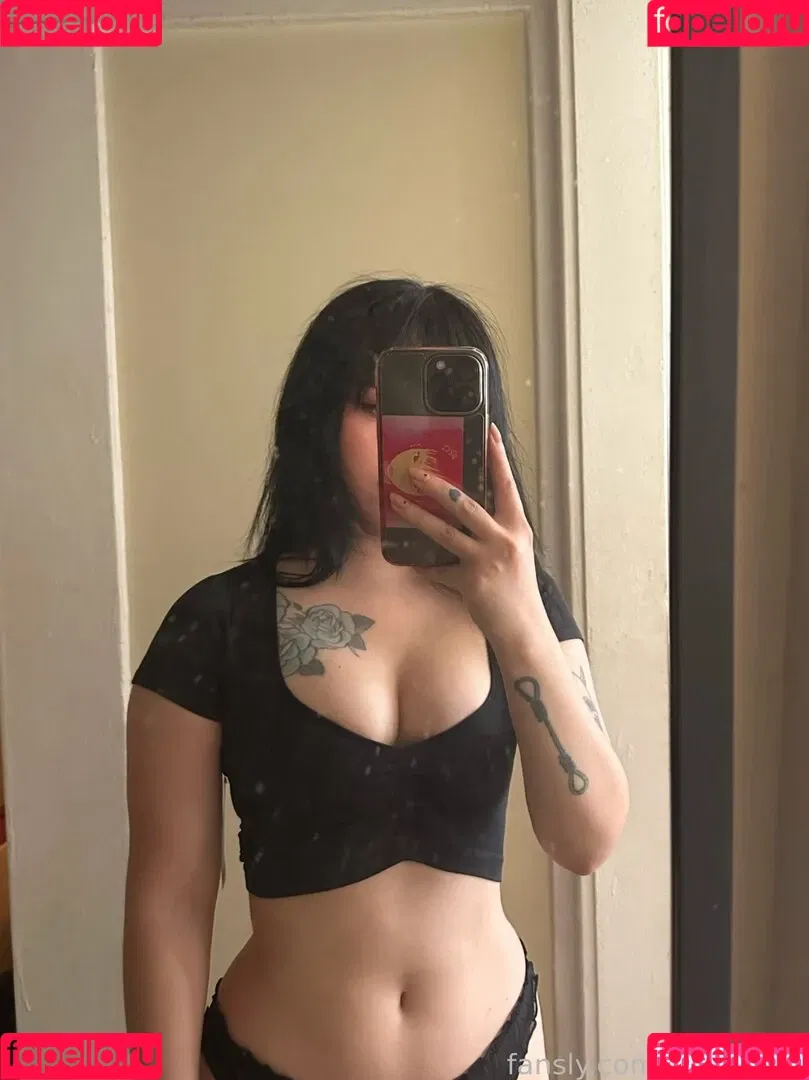 petriebby Onlyfans Photo Gallery 