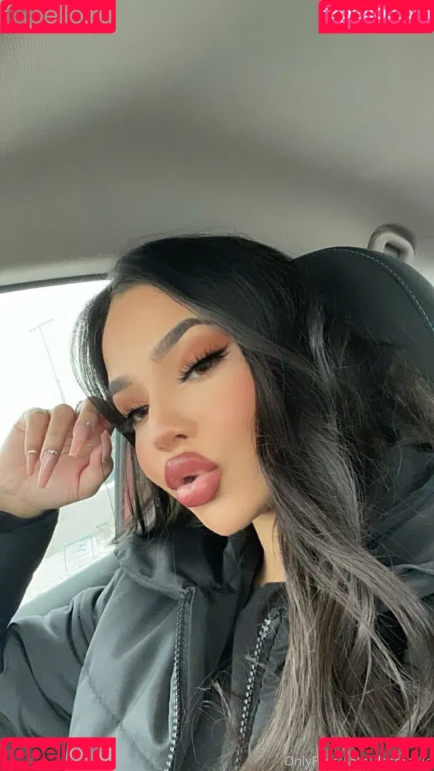 desmariie Onlyfans Photo Gallery 