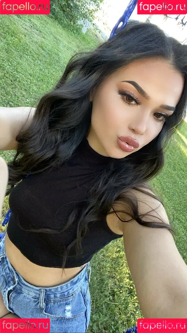 desmariie Onlyfans Photo Gallery 