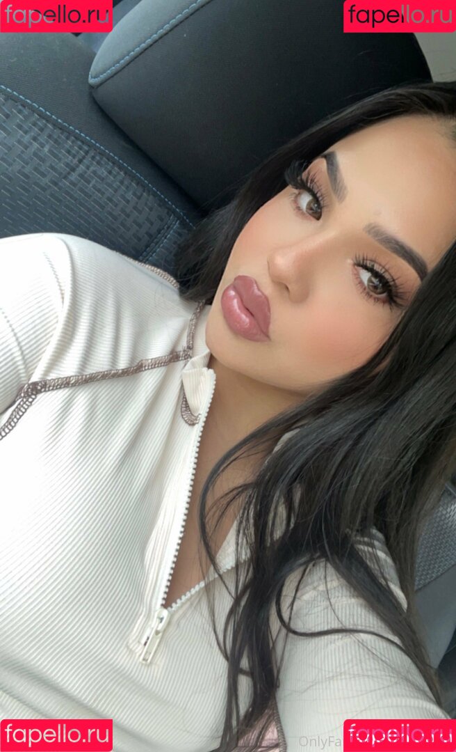 desmariie Onlyfans Photo Gallery 