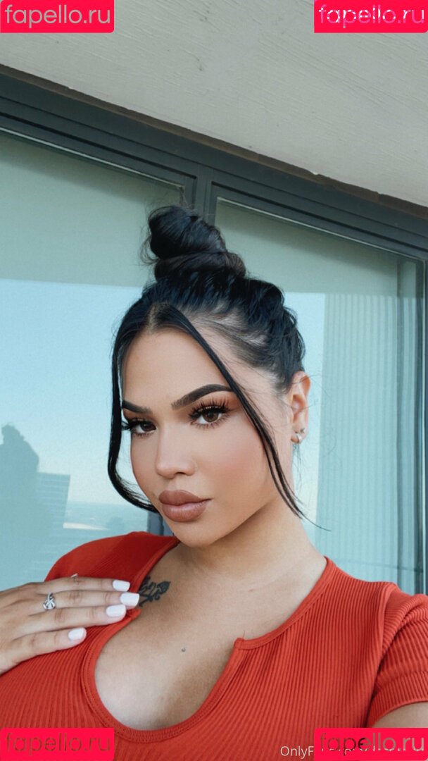 desmariie Onlyfans Photo Gallery 