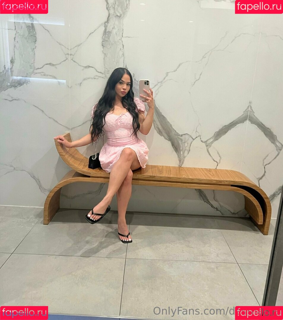 desmariie Onlyfans Photo Gallery 