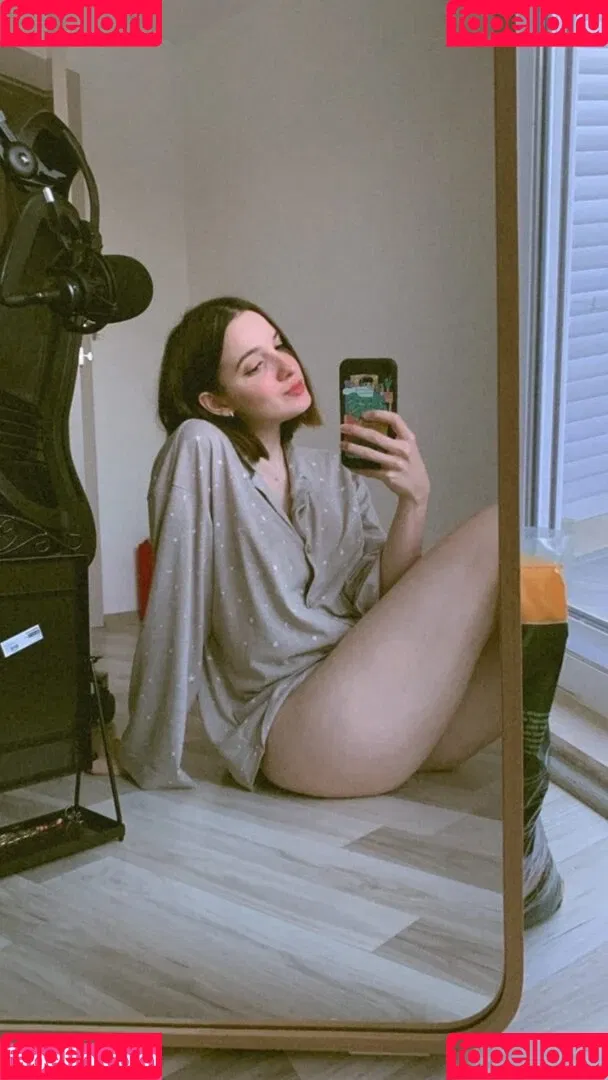 summermur Onlyfans Photo Gallery 