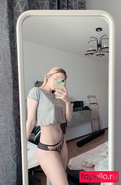 summermur Onlyfans Photo Gallery 