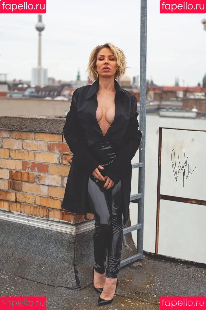 Nathalie Crivelli Onlyfans Photo Gallery 