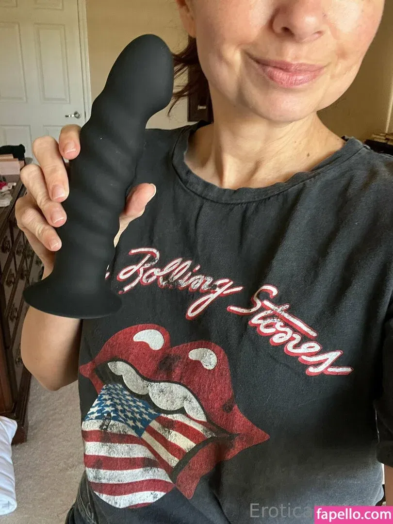 eroticawitheva Onlyfans Photo Gallery 